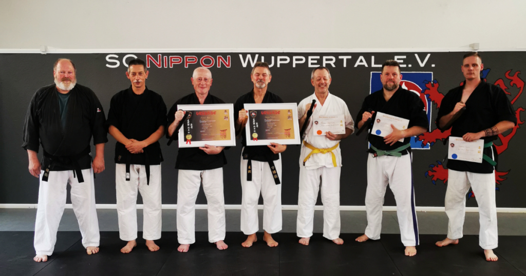 Tonfa Prüfung